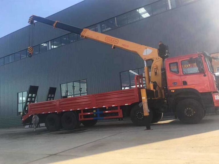 14Ton Telescopic boom truck mounted crane