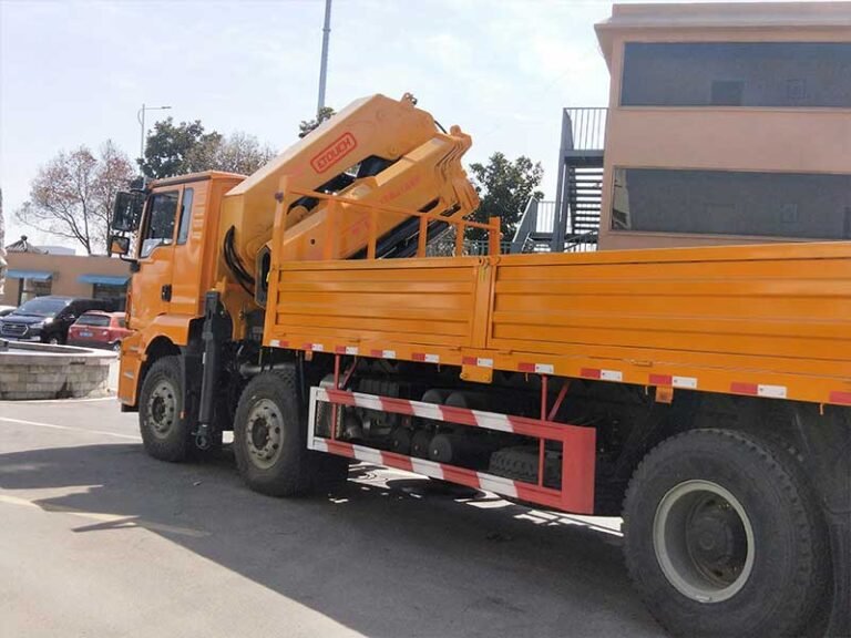 25Ton knuckle boom truck mounted crane 1