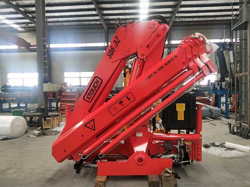 6.3Ton knuckle boom truck mounted crane 1 1